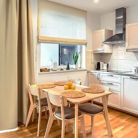 Апартаменты Kropla Rosy 2 Вроцлав Экстерьер фото